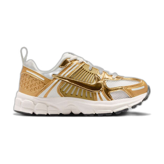 Zoom Vomero 5 Metallic Gold